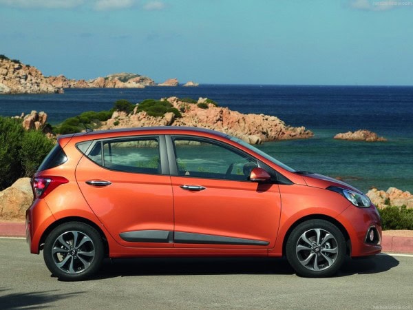 Hyundai-i10_2014_1024x768_wallpaper_26