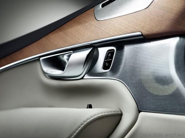 069 Interior detail