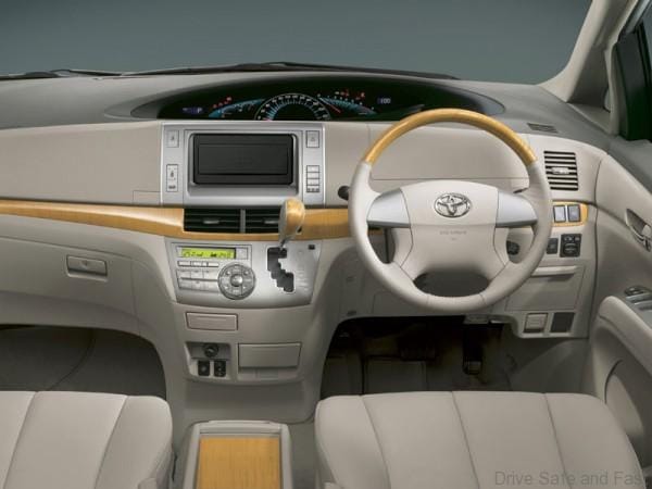 toyota estima-4