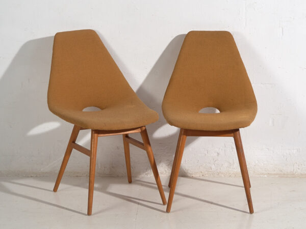 Sillas vintage decorativas (c.1950). Conjunto de 2 piezas