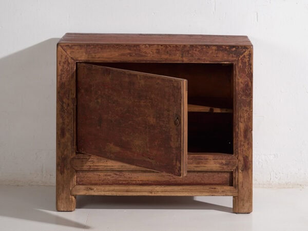 Petit buffet ancien à patine marron (vers 1900) #71