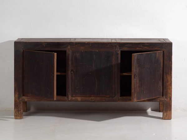 Buffet ancien dans les tons sombres (c.1900) #27