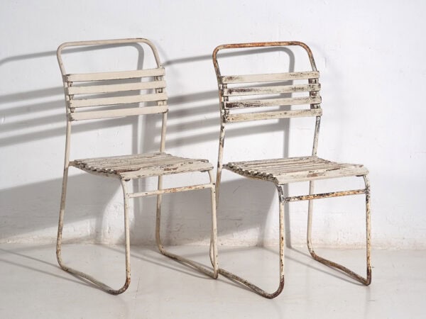 Chaises d'extérieur blanches anciennes (vers 1920). Ensemble de 4 pièces #1