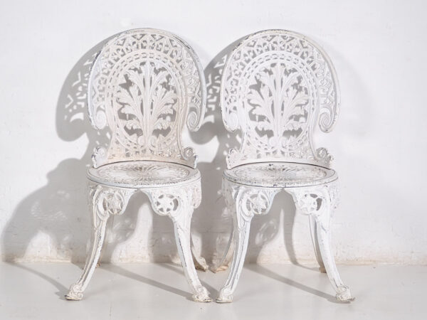 Ensemble table et chaises de jardin Art Nouveau (vers 1950). Ensemble de 5 pièces