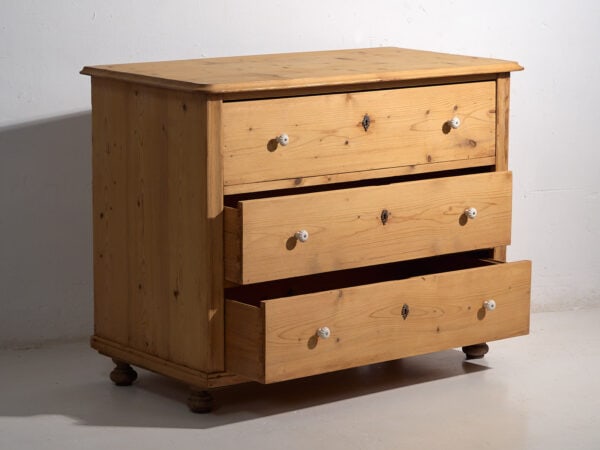 Commode ancienne en bois massif (c.1920) #33