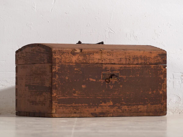 Coffre ancien à patine foncée (c.1900) #3