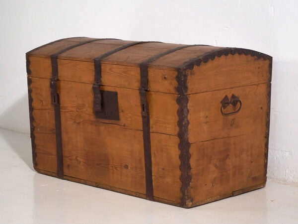 Botte ancienne en bois naturel avec structure métallique (c.1900) #80