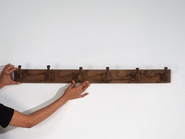 Porte-manteau mural ancien (c.1920) #14