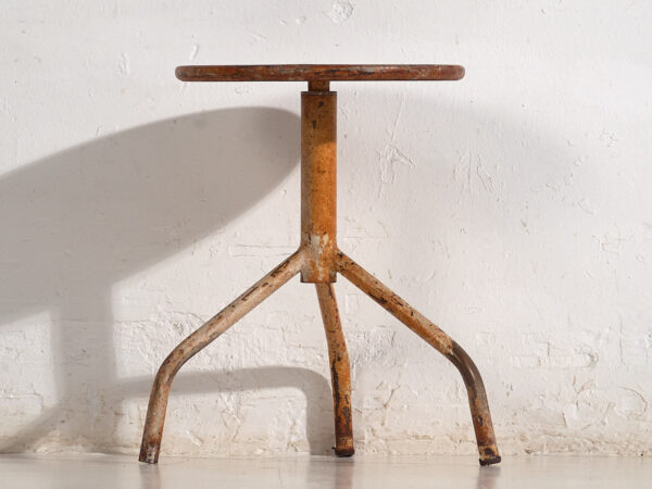 Taburete metálico de estilo industrial (c.1950) #4