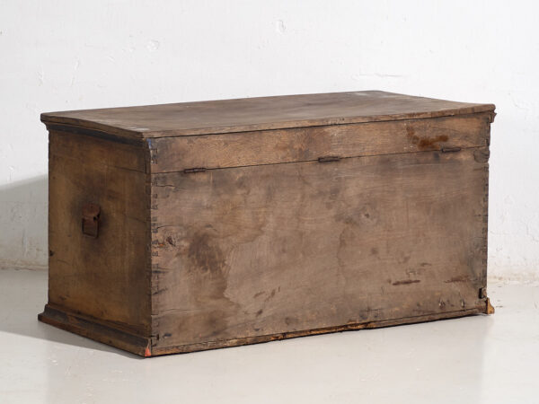 Antiguo arcón con motivos florales grabados (c.1920) #14