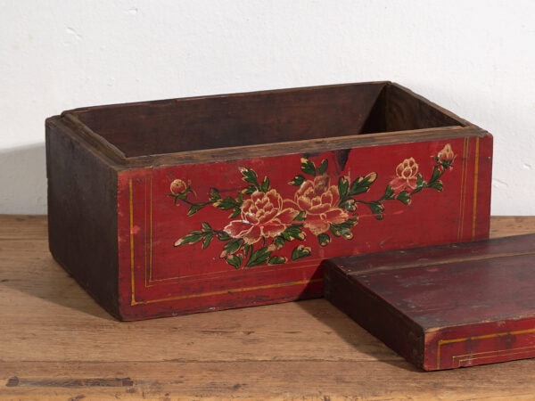 Coffre chinois ancien avec motifs floraux peints à la main (c.1900) #14