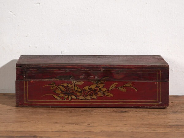 Antique hand painted box with floral details (c.1900) #24