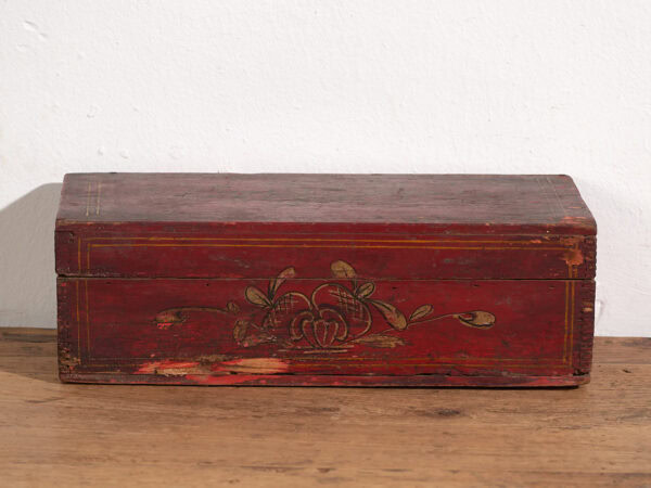 Antique rectangular box with floral motifs (c.1900) #3
