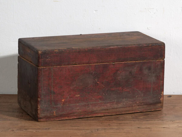 Caja antigua de color rojo granate (c.1900) #10