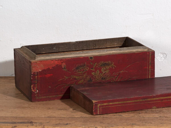 Pequeño cofre antiguo con detalles florales (c.1900) #30