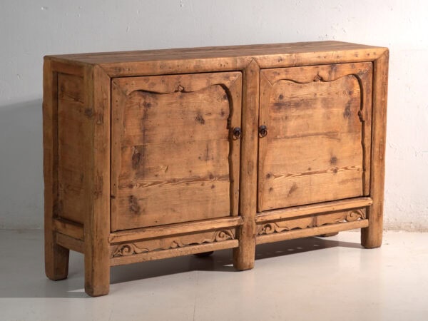Aparador antiguo alto de madera de pino (c.1920)