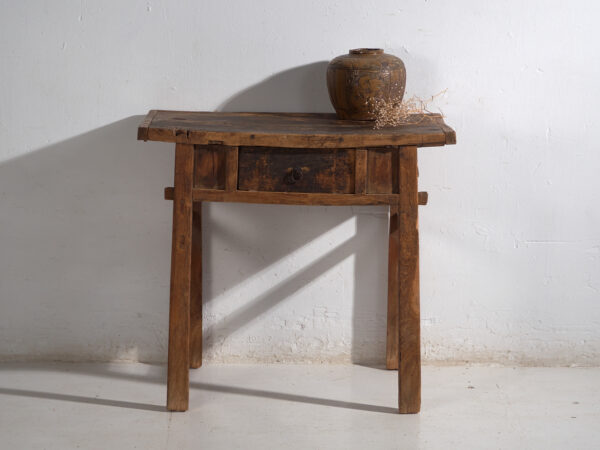 Mesa antigua de madera maciza – Mesa auxiliar china con cajón – circa 1900