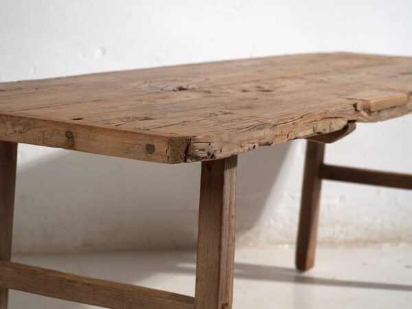 Mesa banco antigua en madera maciza – Shandong, circa 1930