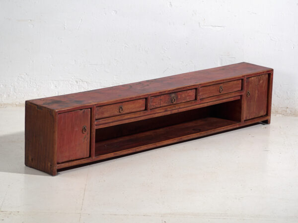 Aparador bajo antiguo en madera de pino - China, c.1930