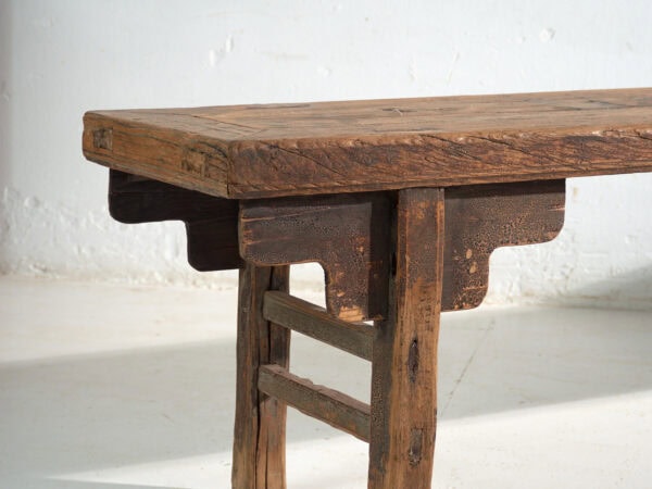 Banco largo antiguo en madera de olmo – China, circa 1930
