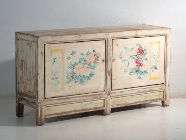 Aparador antiguo pintado en madera de pino – China, circa 1930