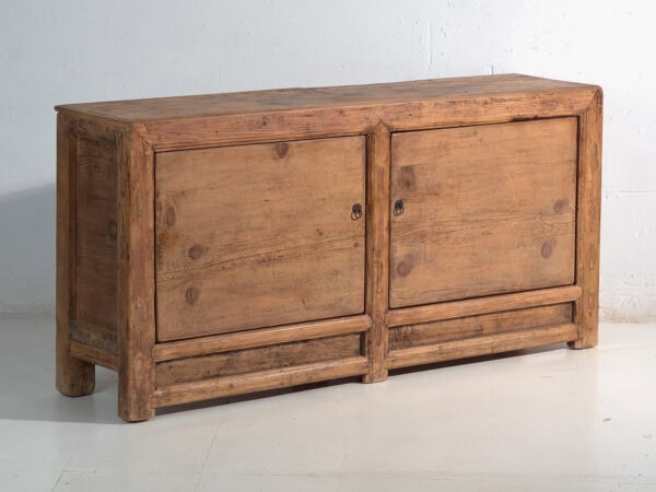 Aparador antiguo en madera de pino – China, circa 1930