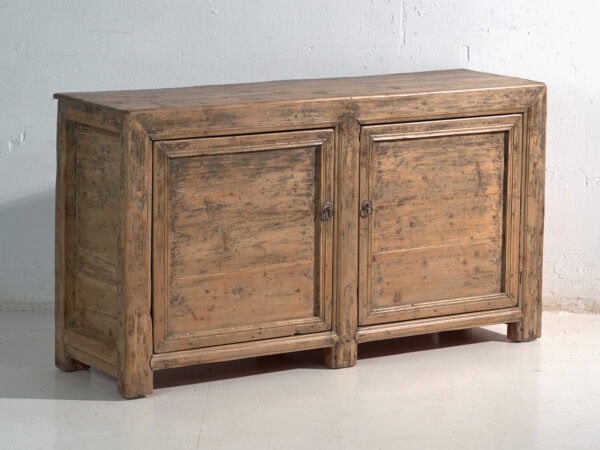 Aparador antiguo en madera de pino – China, circa 1930