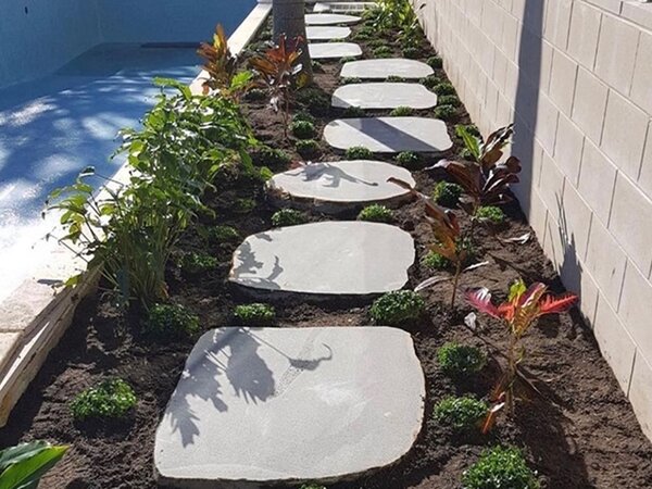 Stone Steppers - Bluestone Stepping Stones - Image 4