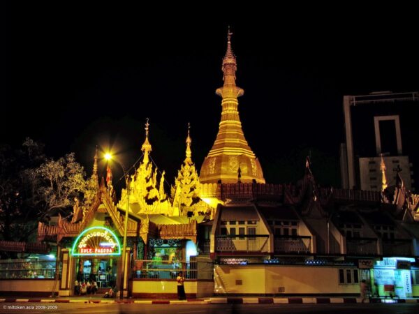 Sule Pagoda