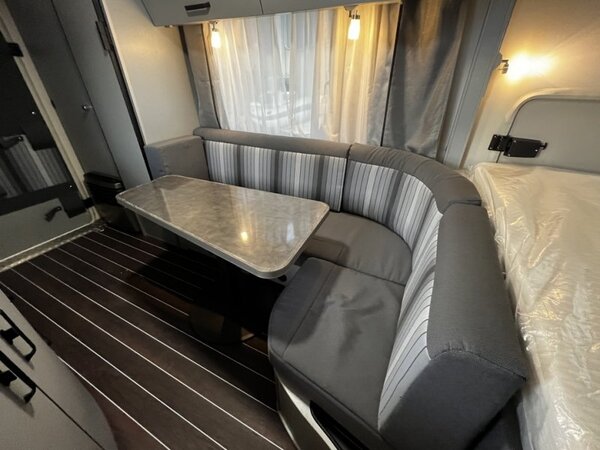 Knaus SPORT&FUN 480 QL ÉDITION NOIRE – Image 11