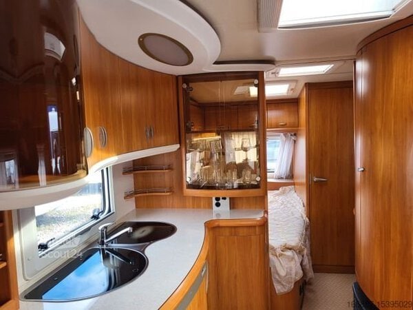 Hobby Excellent 560 UFe – Caravane d'occasion 2009 – Image 26