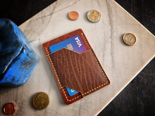Portefeuille minimaliste en cuir fait main
