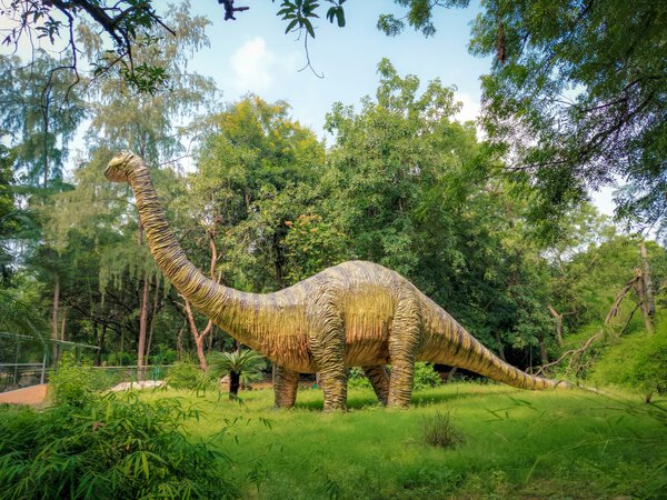 Séjour court "Dinos et Compagnie" (4-6 ans)