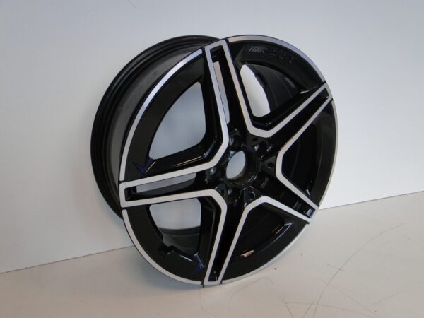 FELGA MERCEDES E KLASA 213 W213 8J R18 ET43 5X112