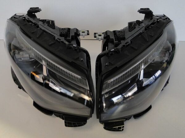 MERCEDES LAMPA PRAWA LED HIGH PERFORMANCE CLA 174 W174 178 W178