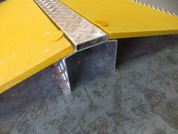 Pedestrian Hose Ramp for Large Diameter Hoses