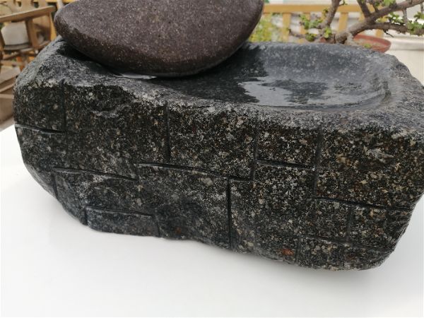 Batán de piedra peruano tradicional para molienda artesanal de ajÃes y granos