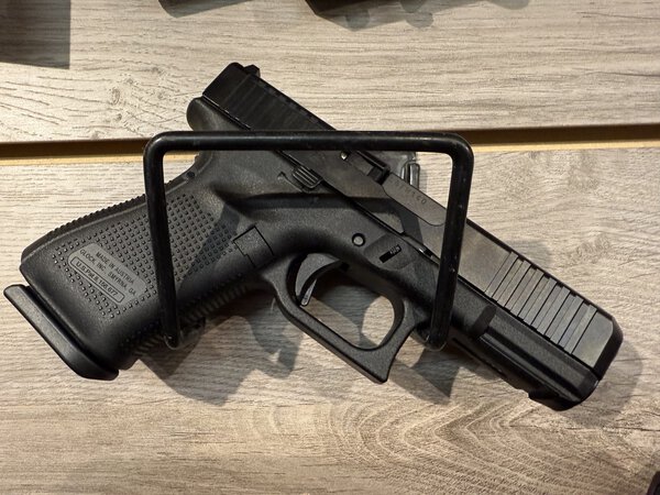 GLOCK 19 Gen 5 M.O.S. 10 ROUND