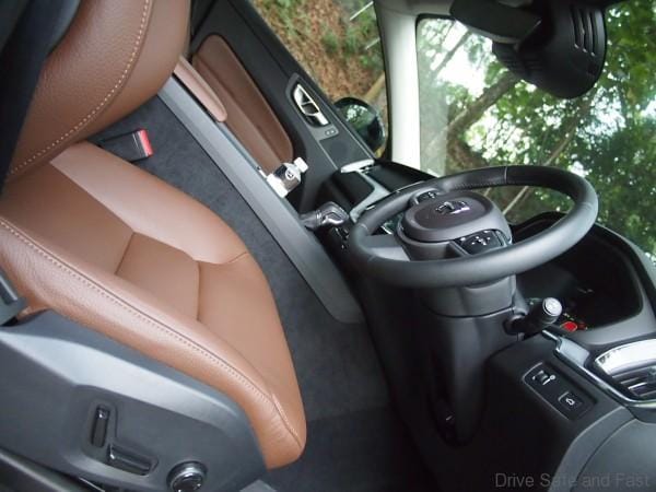 Volvo XC60 T5_drivers seat