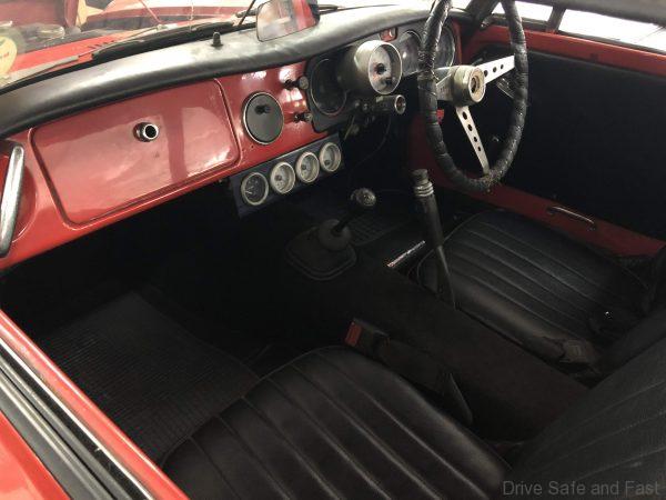Datsun Fairlady_dashboard