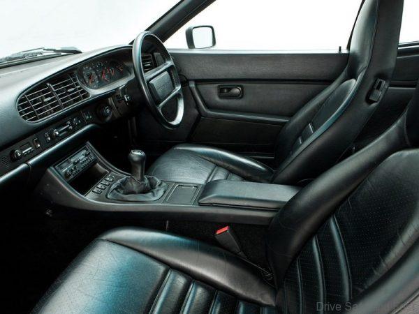 Porsche 944 cabin
