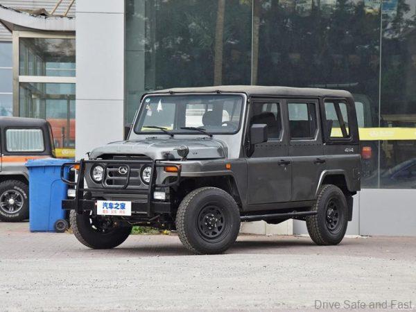 Beijing Auto Works (BAW) BJ212