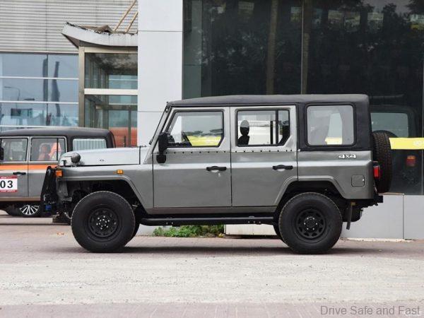 Beijing Auto Works (BAW) BJ212