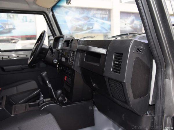Beijing Auto Works (BAW) BJ212 dashboard