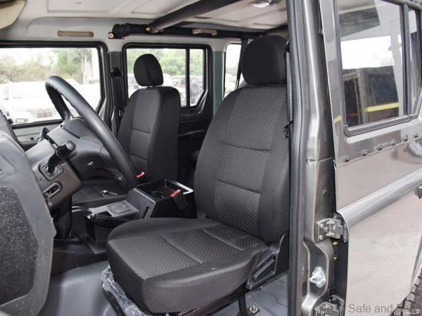 Beijing Auto Works (BAW) BJ212 front seats