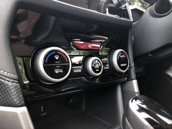 Subaru Forester GT_climate controls