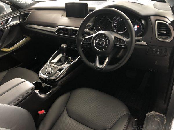 Mazda CX-9 Skyactiv-G cockpit