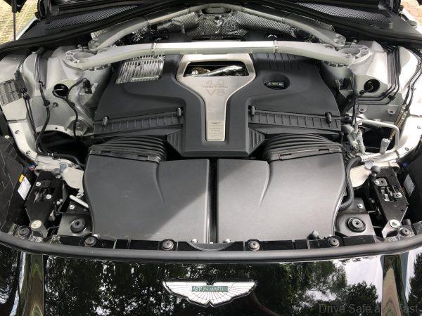 Aston Martin DBX_4.0L engine