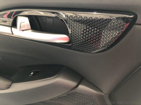 Kia Seltos_Naza Kia_GT-Line_door lock