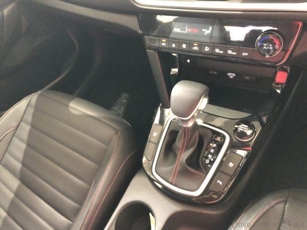 Kia Seltos_Naza Kia_GT-Line_center console